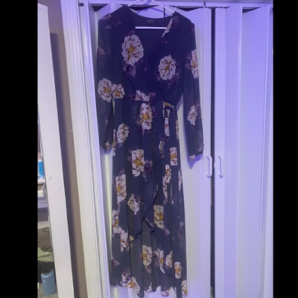 This is a dress/romper. Brand is Lily Rose. Size Small.
